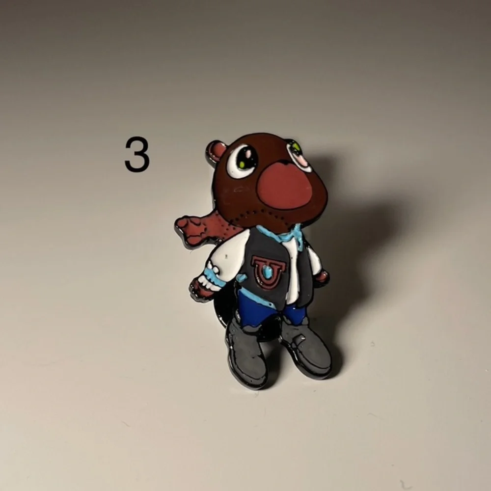 Kanye West Pin - Picture 6 of 9